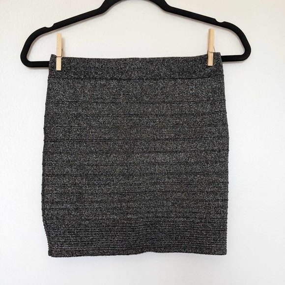 Silver Gabriella Rocha Mini Skirt. Size S/M - Picture 8 of 9